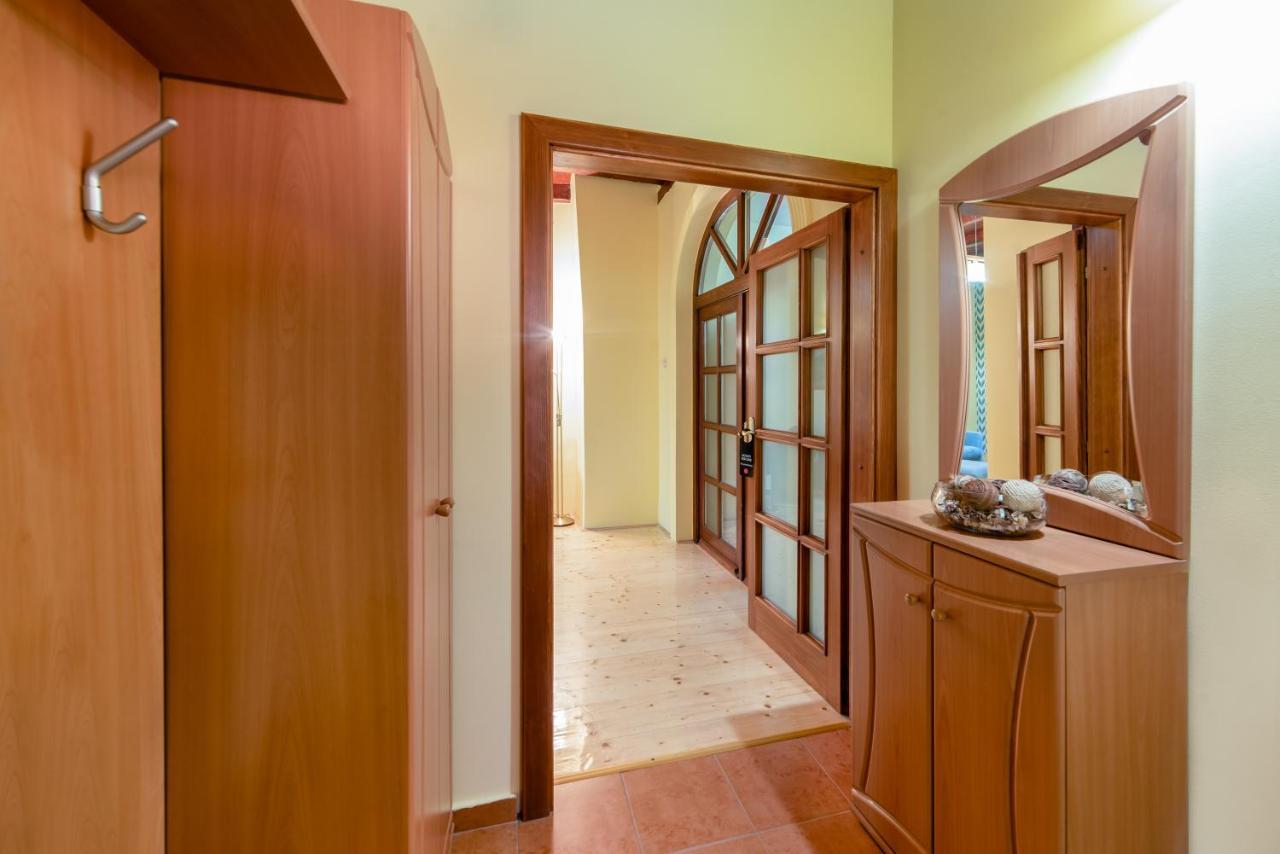 DuMalux apartment Subotica Bagian luar foto